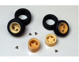 Campagnolo type 365 GTB/4 ou 512BB LM 1/43e avec écrous