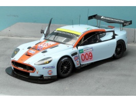 24-28 aston-martin dbr9 009 lm2008-3