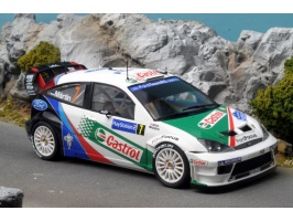 tk24-270 ford focus wrc rs04 martin 1er tour de corse 2004-3