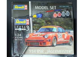 rev67031-porsche_934_jager__peint