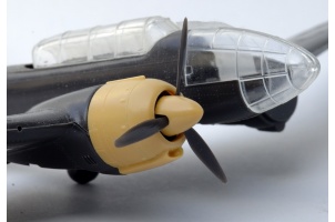 rf72049_bloch_174-2