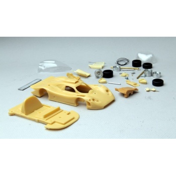 046 porsche gt1-98 pieces