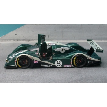070 bentley exp speed 8 lm2002-1