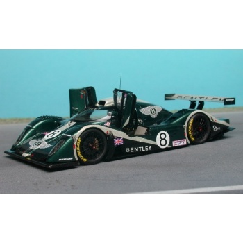 070 bentley exp speed 8 lm2002-8