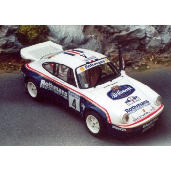 24-07 porsche 911 scrs rothmans 37