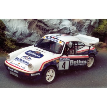 24-07 porsche 911 scrs rothmans 38