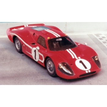 24-16 ford mkiv 1er lemans 67-25