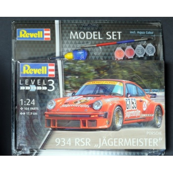 rev67031-porsche_934_jager__peint