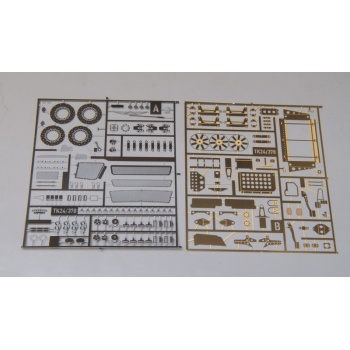 Peugeot 405 GR Paris-Dakar: Photodécoupe